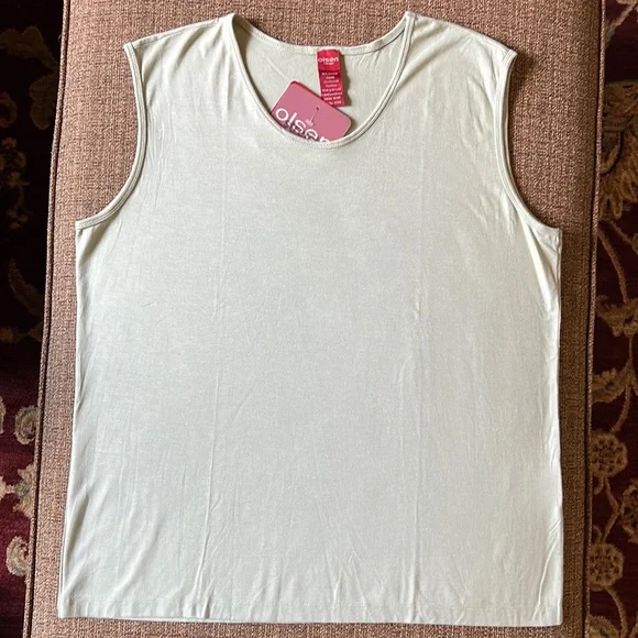 Light Green Knit Cardigan with Matching Tank HPπ - Picture 10 of 14